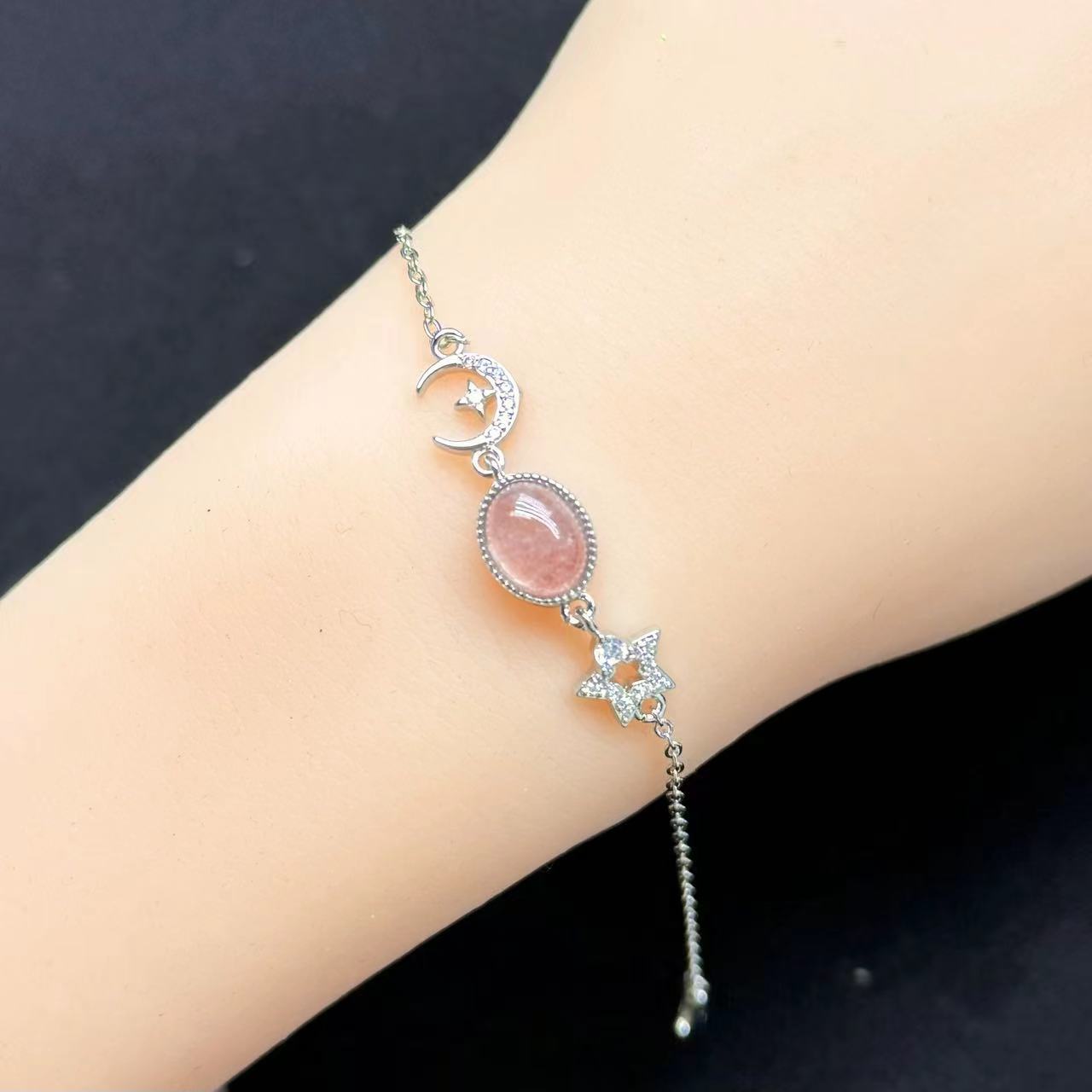 Strawberry Quartz star&moon bracelet 1pc