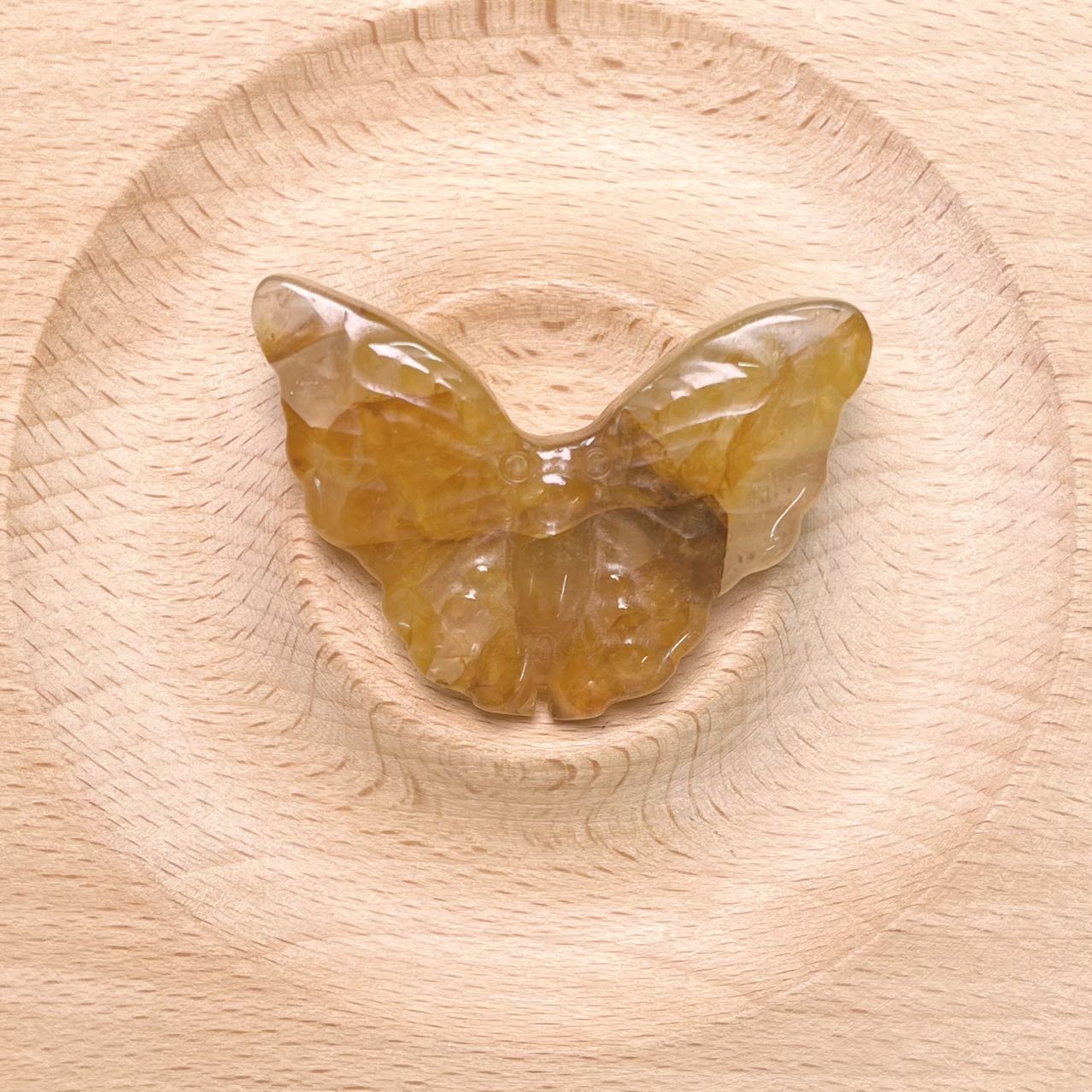 Golden Healer Butterfly Carving 3.2cm 1pc