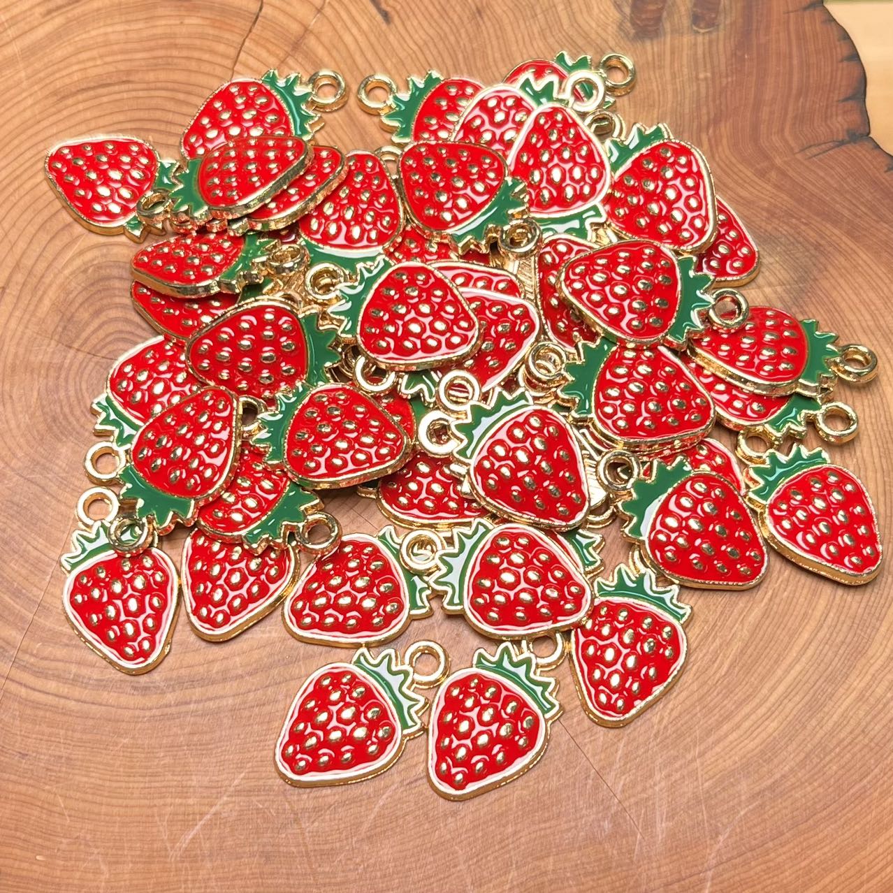 DIY Strawberry accessories 50pc